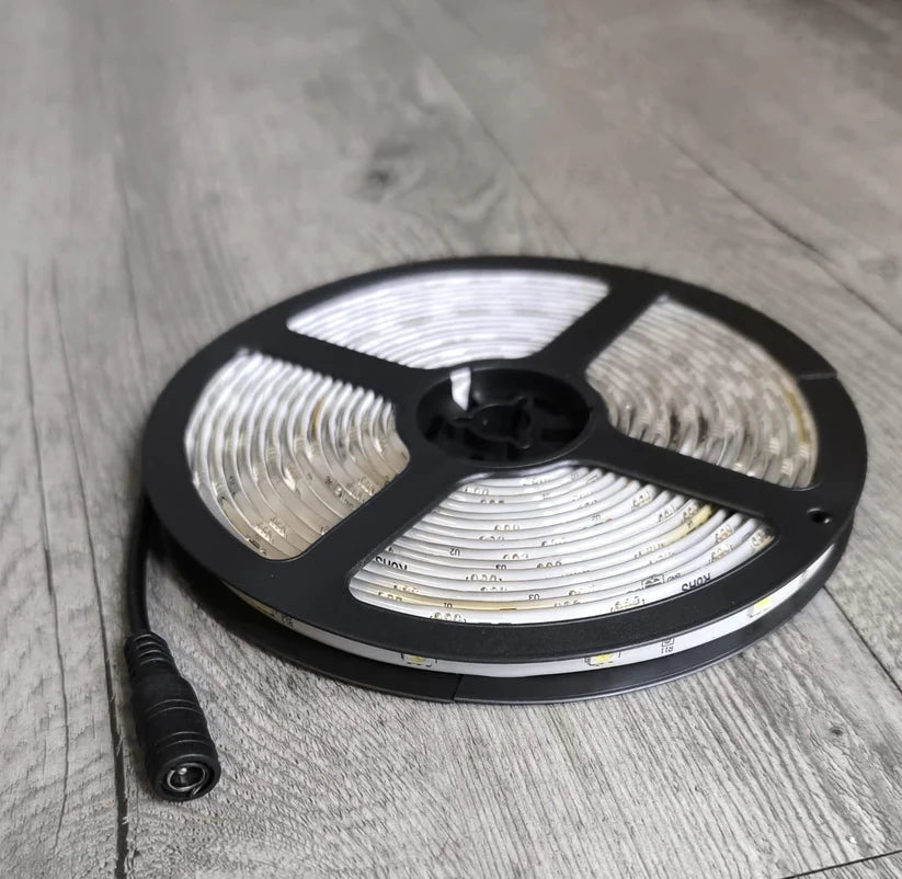12v DC 5m 150 x 5050Led Chip Soft Cool White Weatherproof LED Light Strip Roll