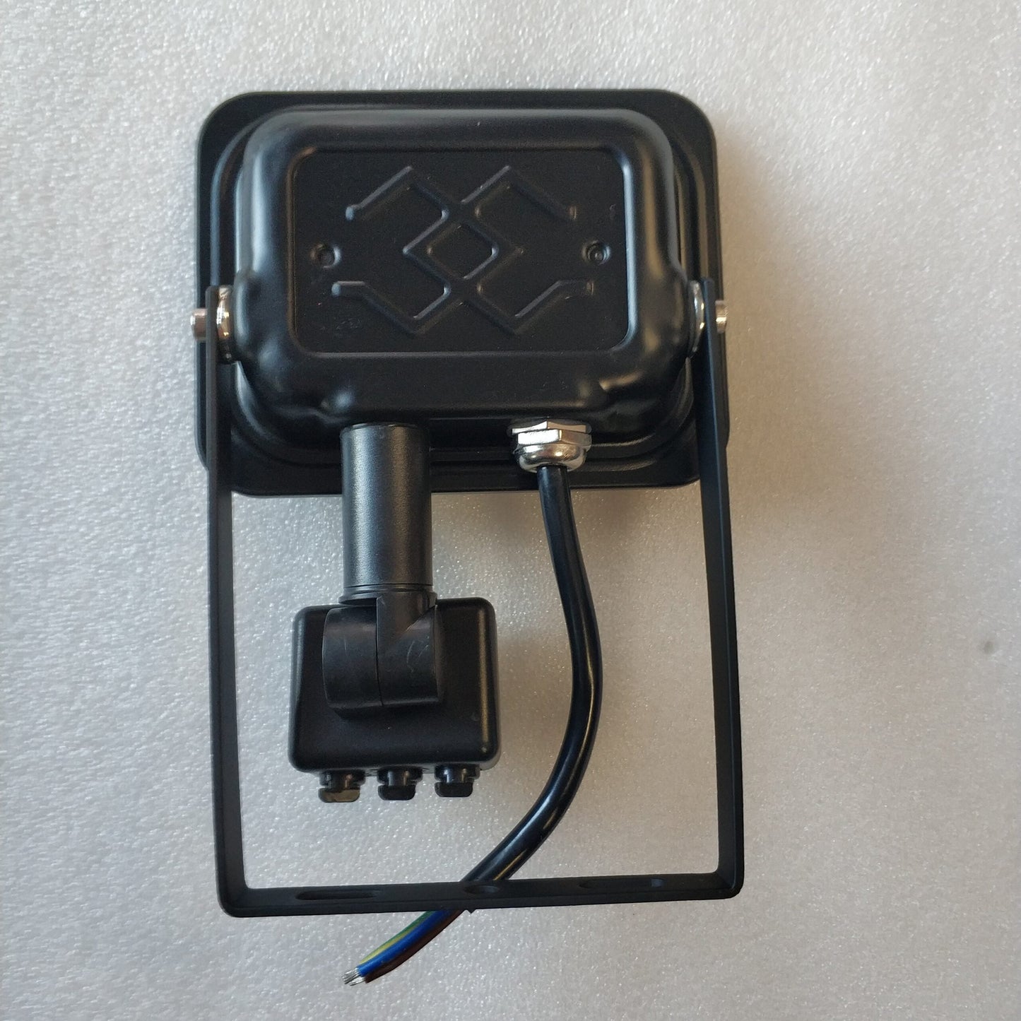 Redisson 20Watt Motion Sensing 220v AC Outdoor LED Flood Light - Electromann SA