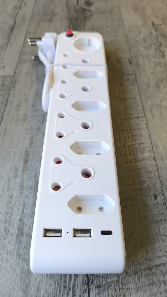 REDISSON 9 Way 4x16Amp 4x5Amp 220v + 2x 2.1Amp USB Port + 1 x Type-C Multi-Plug - Electromann SA