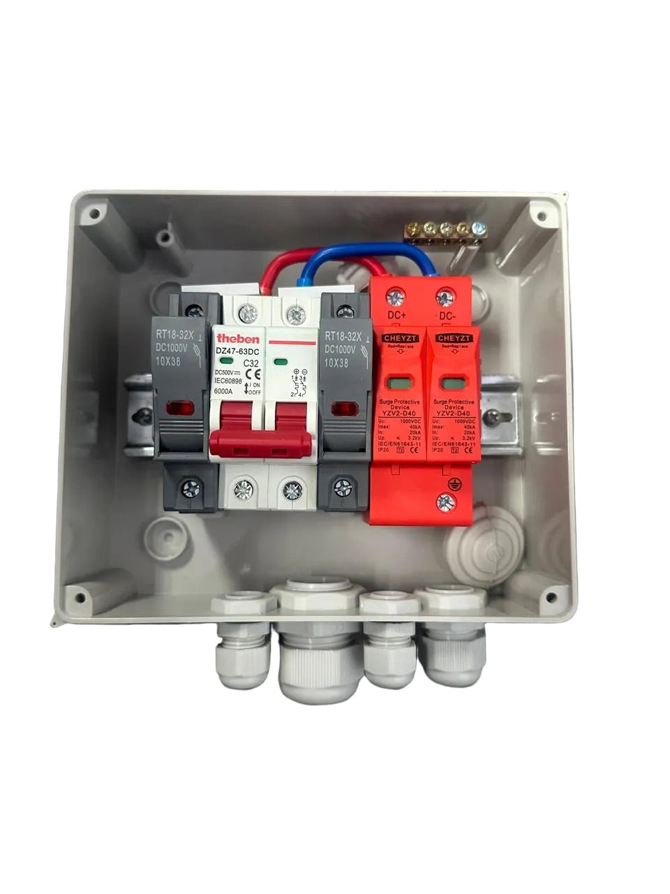 Easton solar photovoltaic DC combiner box with surge and lightning protection, 1 input and 1 output, suitable for 600V systems