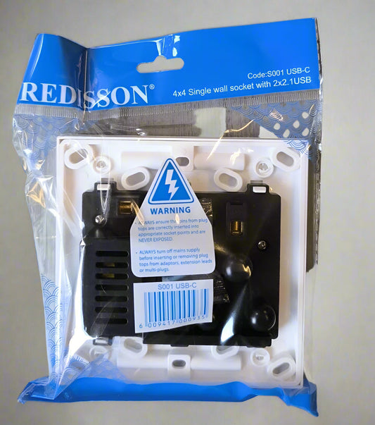 Redisson 4x4 Switched Single 3Pin Plug with 2x 5v USB Wall Socket | Redisson