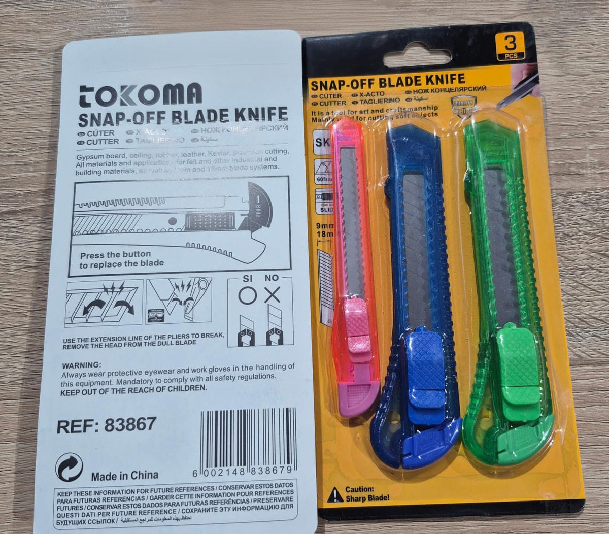 Two packs of Tokoma snap-off blade knives with SK5 carbon blades, featuring three blades per pack for versatile cutting tasks.