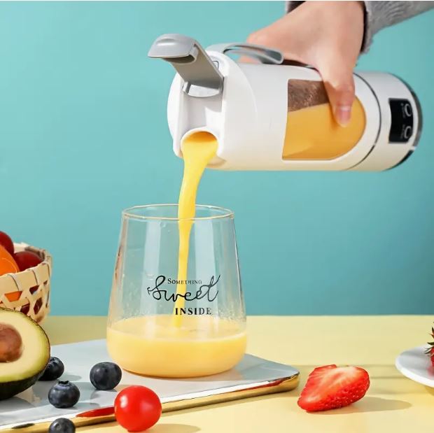 USB Rechargeable Portable Juicer/Mini Blender/Mini Ice Crusher - Little Tokyo SA