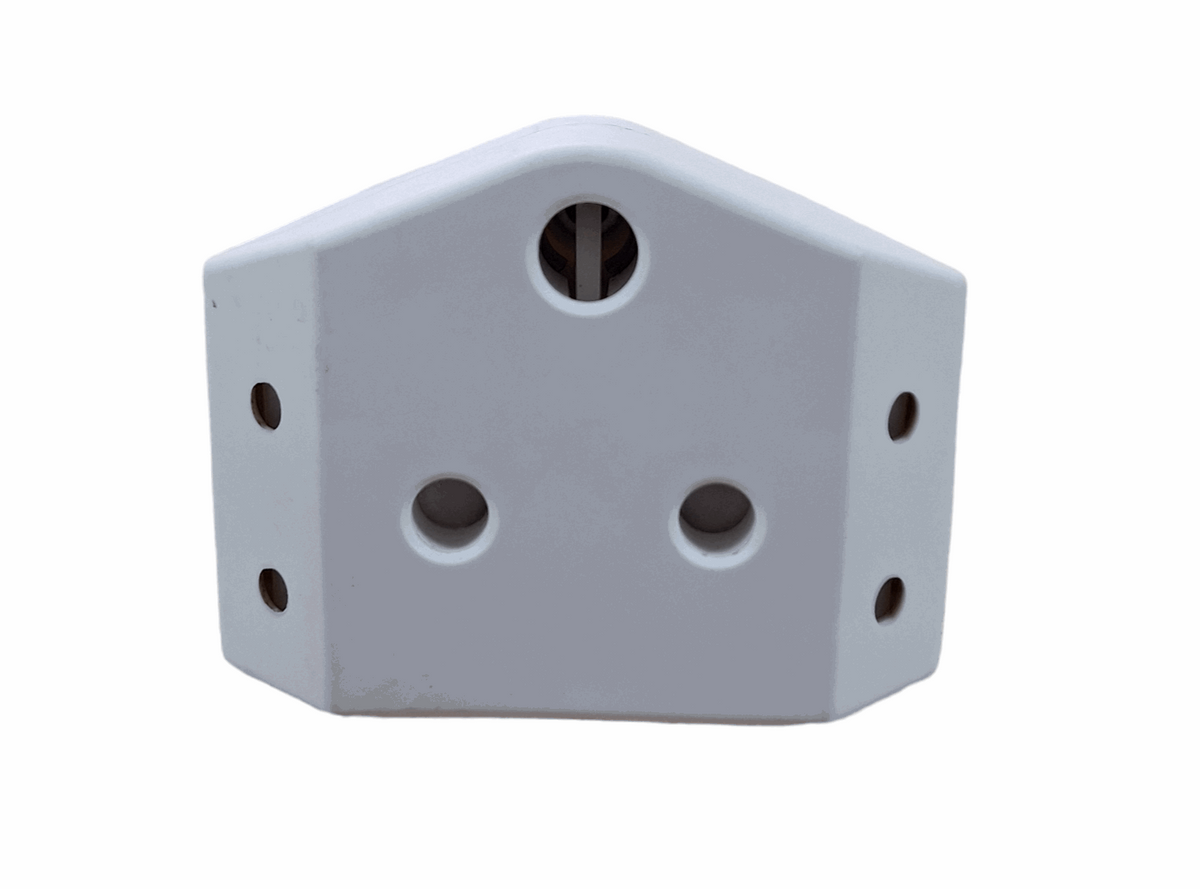 ET 1x3 pin plug with 2x2 pin adaptor, compact electrical plug adaptor for versatile power connection, shown in close-up.