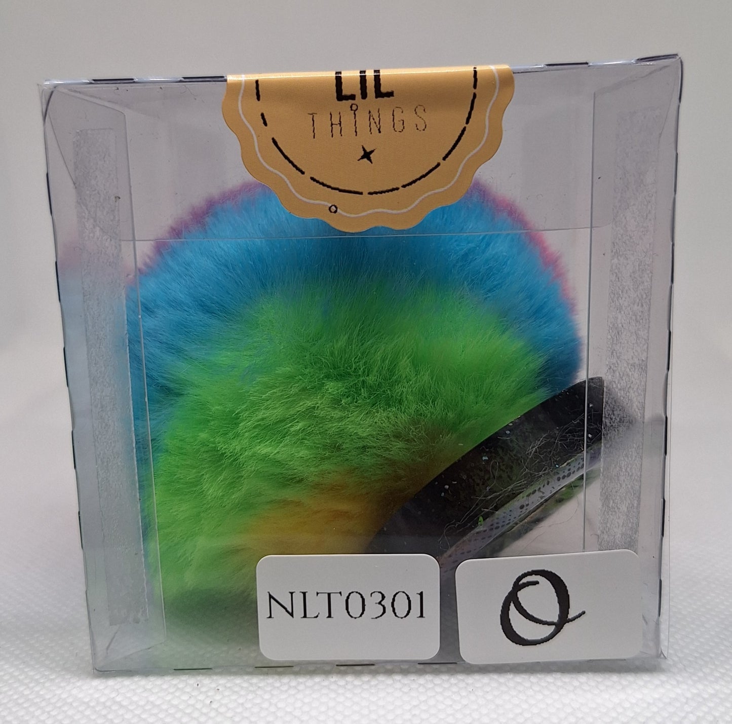 Custom Resin Letter Keychain With a Rainbow Pom Pom - O - Little Tokyo SA