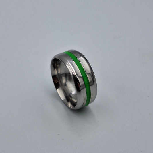 Stainless Steel 8mm Ring With Green Stripe - Size 7 - Little Tokyo SA