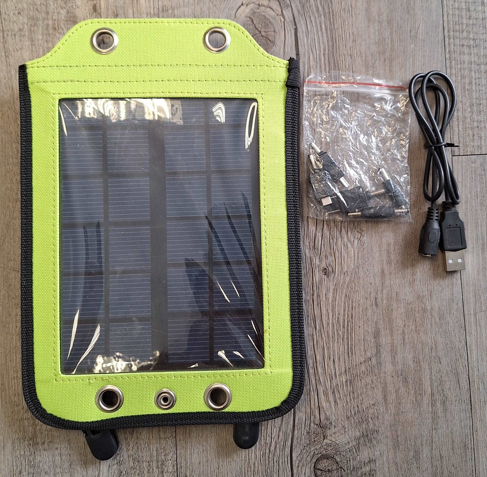 GS 2.5W Solar Charger For Electronics