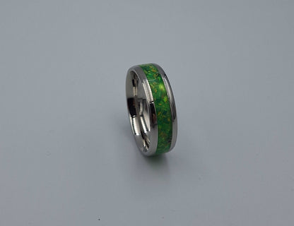 Stainless Steel 8mm Ring With Crushed Opals - Size 14