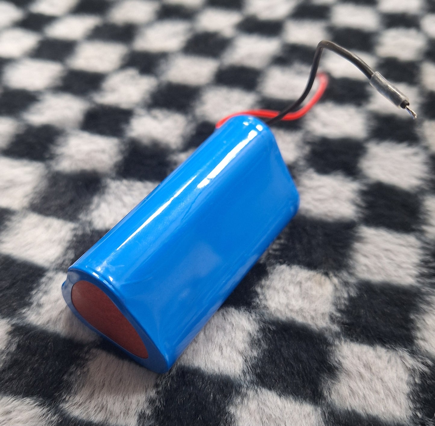 EJC KLW 3P 18650 3.7V Battery