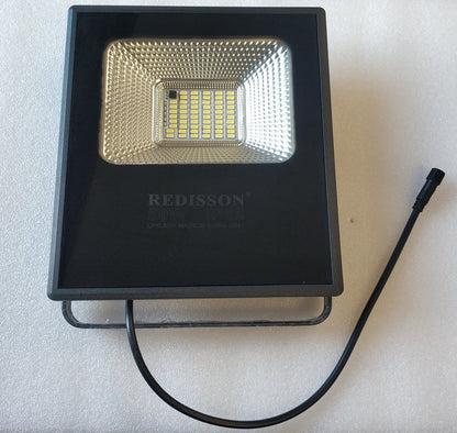 Redisson 50Watt SOLAR Outdoor LED Flood Light – Powerful and Energy-Efficient Lighting for Outdoor Spaces - Electromann SA