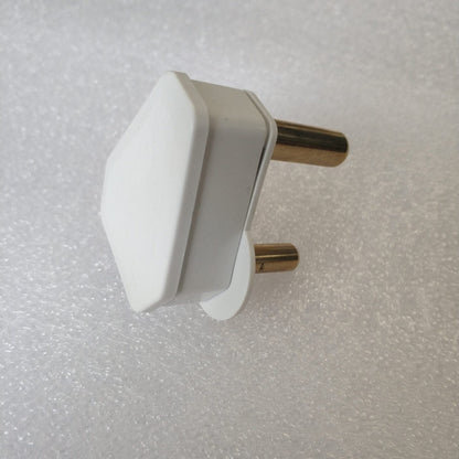 Redisson Mi-T10 Plug Top 16Amp 3Pin - Secure and Reliable Connection for Your Electrical Devices - Electromann SA