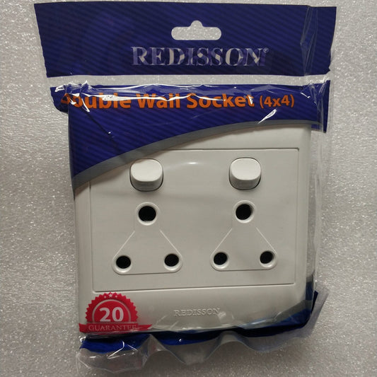 REDISSON 4x4 Double Switched Wall Socket - D01: Convenient and Durable Socket for Multiple Devices - Electromann SA