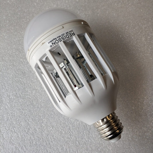 Redisson 9 watt E27 Mosquito Terminator Led lamp - Electromann SA