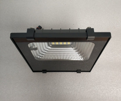 Ausma 20Watt *High Quality* SOLAR Outdoor LED Flood Light - Electromann SA