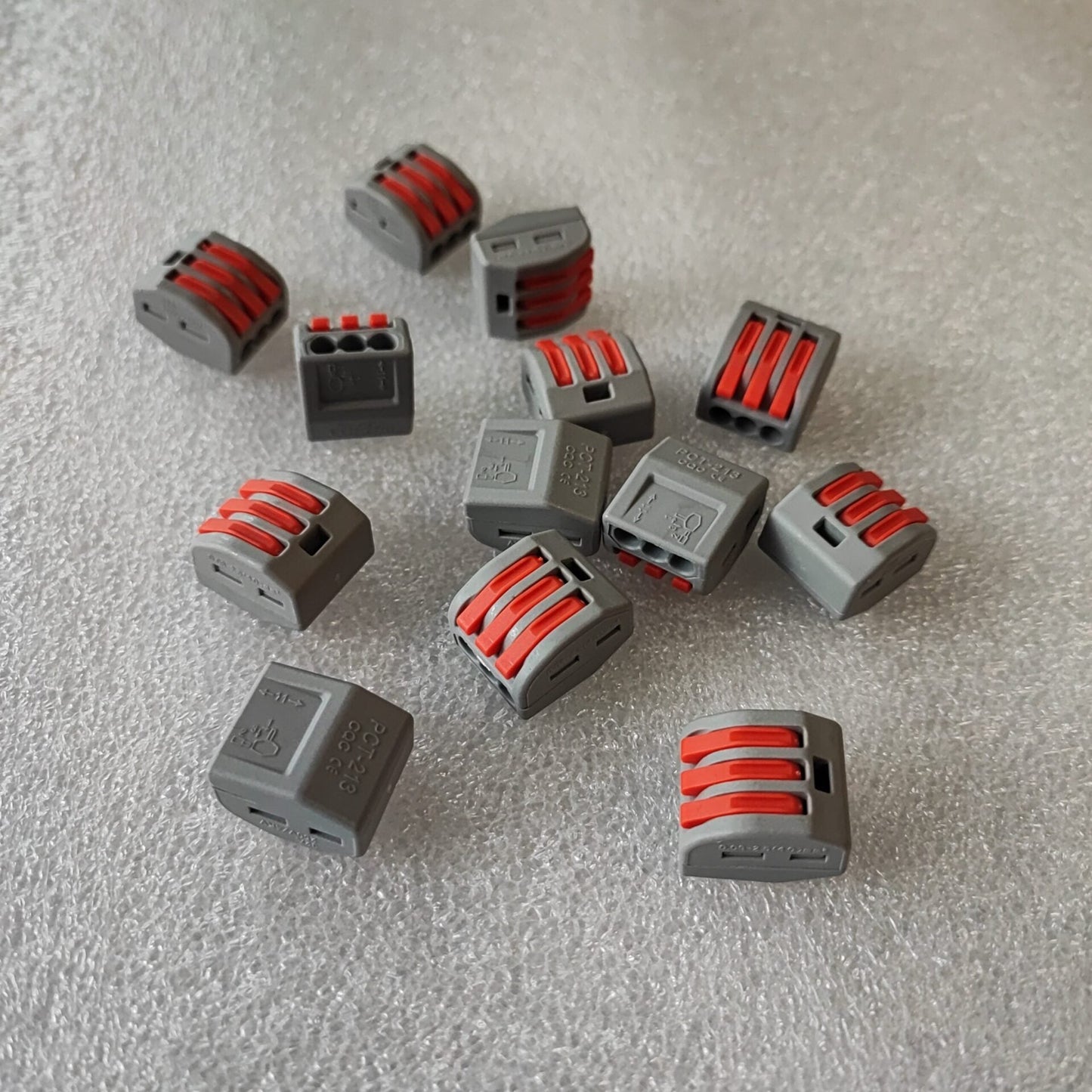 Redisson PCT-213 3Pin Compact Splicing Connector - Electromann SA