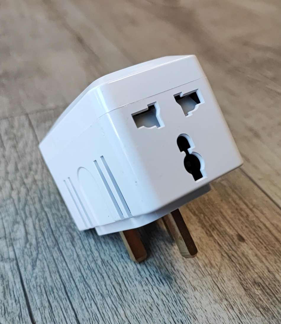 Universal 13Amp 4Way Travel Adaptor - Charge Multiple Devices on the Go - Electromann SA