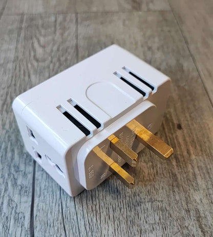 Universal 13Amp 4Way Travel Adaptor - Charge Multiple Devices on the Go - Electromann SA