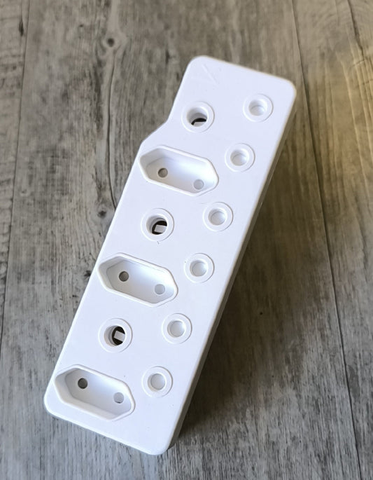 REDISSON R-36 6 Way 6x16Amp 220v Multi-Plug - Electromann SA