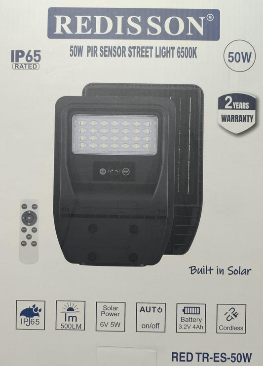 REDISSON 50W Solar-Powered LED Street Light – Energy-Efficient Outdoor Lighting Solution - Electromann SA