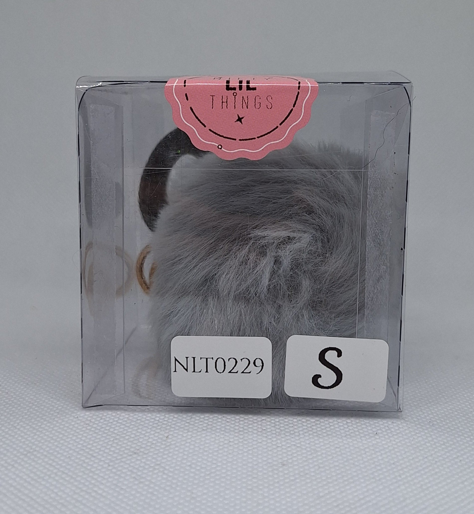 Custom Resin Letter Keychain With a Grey Pom Pom - S - Little Tokyo SA