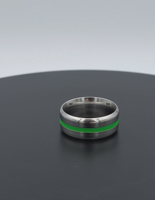 Stainless Steel 8mm Ring With Green Stripe - Size 7