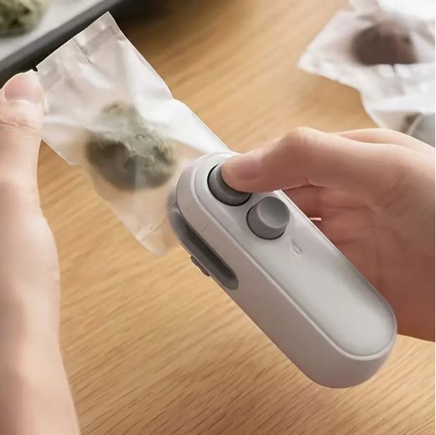 Mini Sealer Machine, Portable Bag Opening Function 2-in-1 Sealer - Little Tokyo SA